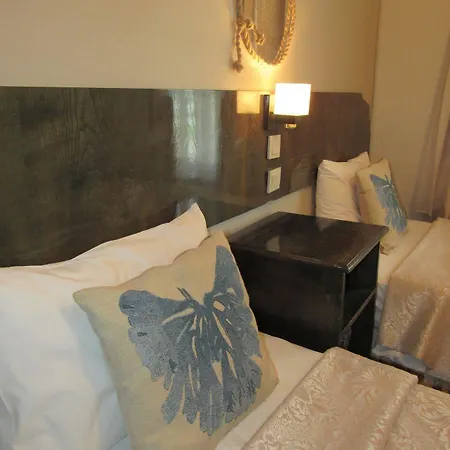 Airport Hotel 2*